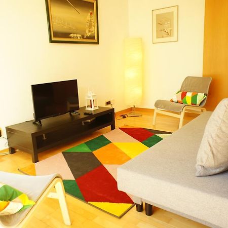 Modern Apartment Near The Bridge Lisbon Bagian luar foto